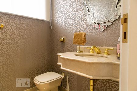 Apartamento à venda com 246m², 3 quartos e 4 vagasLavabo