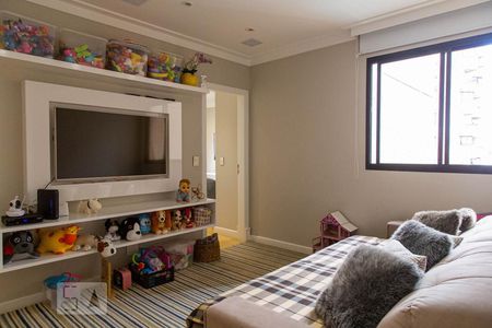 Apartamento à venda com 246m², 3 quartos e 4 vagasSala 2