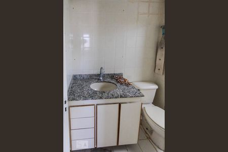 Apartamento para alugar com 50m², 2 quartos e 1 vaga Apartamento para alugar com 50m², 2 quartos e 1 vagaBanheiro