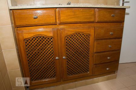 Apartamento à venda com 100m², 3 quartos e 1 vagaArmario do banheiro