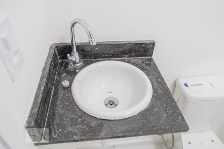 Apartamento para alugar com 45m², 2 quartos e sem vaga Apartamento para alugar com 45m², 2 quartos e sem vagaBanheiro