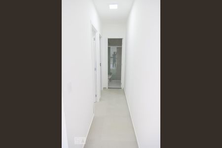 Corredor de apartamento para alugar com 2 quartos, 45m² em Chácara Santo Antônio (zona Leste), São Paulo