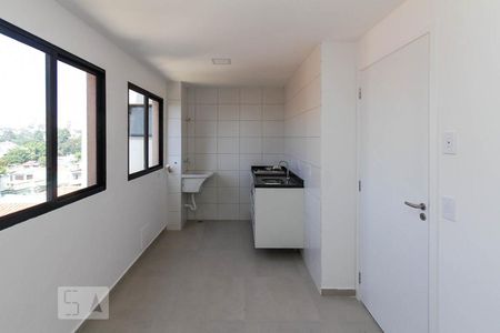 Cozinha e Área de Serviço de kitnet/studio para alugar com 1 quarto, 25m² em Chácara Santo Antônio (zona Leste), São Paulo