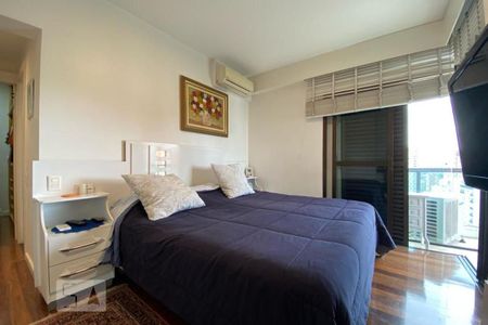 Apartamento à venda com 235m², 3 quartos e 4 vagas Apartamento à venda com 235m², 3 quartos e 4 vagasSuíte 3