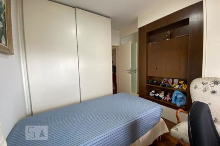 Apartamento à venda com 235m², 3 quartos e 4 vagas Apartamento à venda com 235m², 3 quartos e 4 vagasSuíte 2