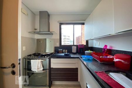 Apartamento à venda com 235m², 3 quartos e 4 vagas Apartamento à venda com 235m², 3 quartos e 4 vagasCozinha
