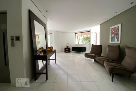 Apartamento à venda com 235m², 3 quartos e 4 vagas Apartamento à venda com 235m², 3 quartos e 4 vagasHall Social