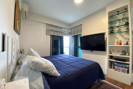 Apartamento à venda com 235m², 3 quartos e 4 vagas Apartamento à venda com 235m², 3 quartos e 4 vagasSuíte 3