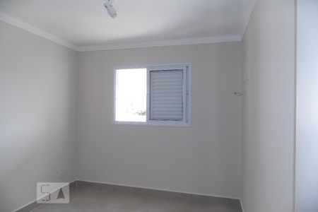 Quarto 1 de apartamento para alugar com 1 quarto, 35m² em Vila Mazzei, São Paulo