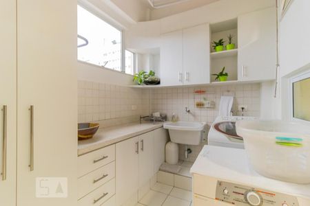 Apartamento para alugar com 210m², 3 quartos e 1 vaga Apartamento para alugar com 210m², 3 quartos e 1 vagaÁrea de Serviço