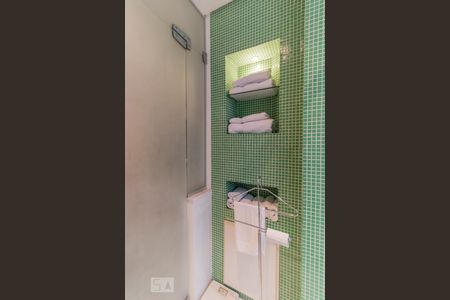 Apartamento para alugar com 210m², 3 quartos e 1 vaga Apartamento para alugar com 210m², 3 quartos e 1 vagaBanheiro da Suíte 1