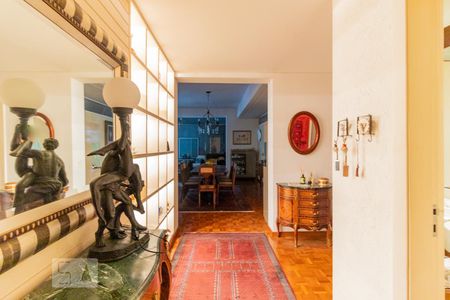 Apartamento para alugar com 210m², 3 quartos e 1 vaga Apartamento para alugar com 210m², 3 quartos e 1 vagaHall de Entrada