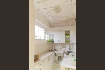 Apartamento para alugar com 210m², 3 quartos e 1 vaga Apartamento para alugar com 210m², 3 quartos e 1 vagaÁrea de Serviço - Varal