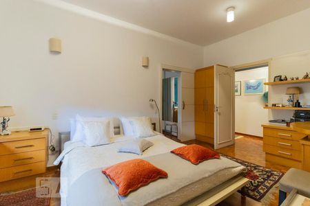 Apartamento para alugar com 210m², 3 quartos e 1 vaga Apartamento para alugar com 210m², 3 quartos e 1 vagaSuíte 1 - Cama