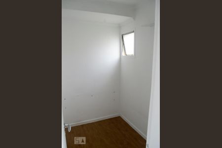 Apartamento à venda com 70m², 2 quartos e 1 vaga Apartamento à venda com 70m², 2 quartos e 1 vagaQuarto de Serviço