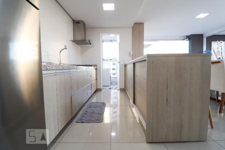 Apartamento para alugar com 99m², 2 quartos e 1 vaga Apartamento para alugar com 99m², 2 quartos e 1 vagaCozinha