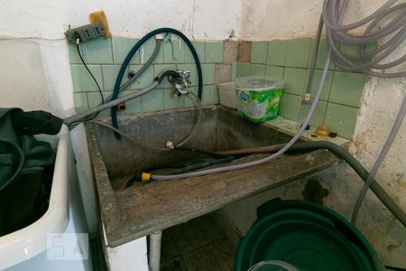 Casa à venda com 180m², 3 quartos e 4 vagasÁrea de Serviço