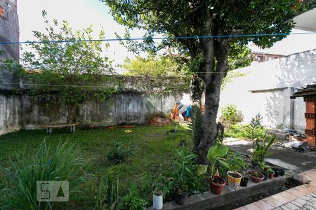 Casa à venda com 180m², 3 quartos e 4 vagasQuintal