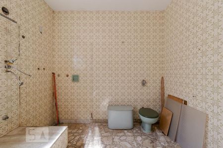 Casa à venda com 282m², 4 quartos e 3 vagasBanheiro da Suíte