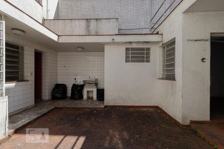 Casa à venda com 282m², 4 quartos e 3 vagasQuintal