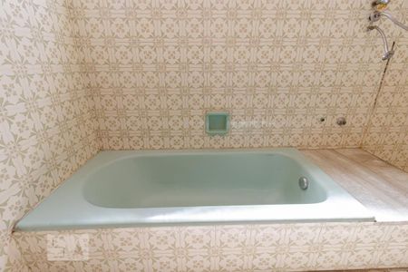 Casa à venda com 282m², 4 quartos e 3 vagasBanheiro da Suíte