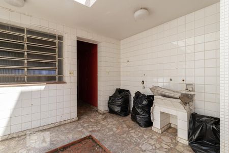 Casa à venda com 282m², 4 quartos e 3 vagasÁrea de Serviço