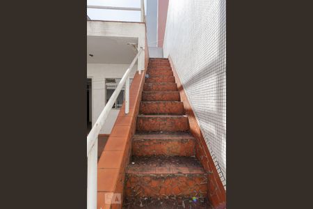 Casa à venda com 282m², 4 quartos e 3 vagasEscada