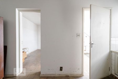 Casa à venda com 282m², 4 quartos e 3 vagasCozinha da Edícula