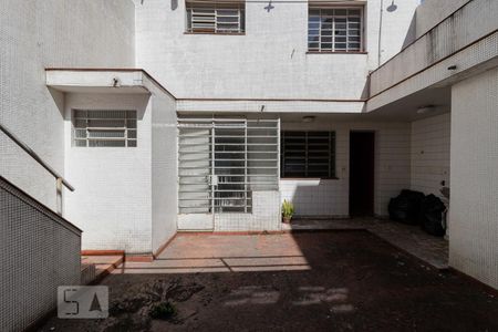 Casa à venda com 282m², 4 quartos e 3 vagasQuintal