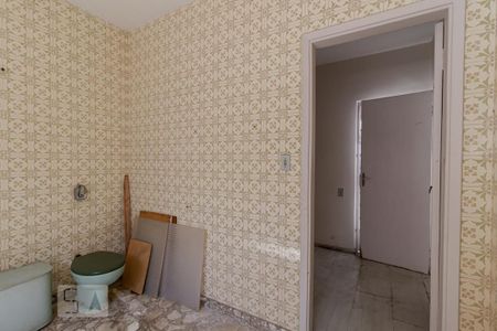 Casa à venda com 282m², 4 quartos e 3 vagasBanheiro da Suíte