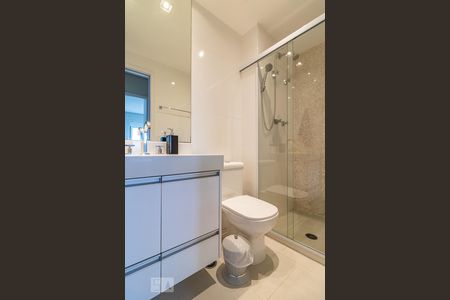 Apartamento à venda com 86m², 2 quartos e 2 vagasBanheiro do Corredor