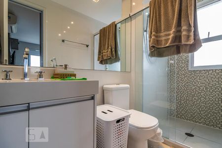 Apartamento à venda com 86m², 2 quartos e 2 vagasBanheiro da Suíte