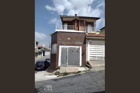 Casa à venda com 450m², 3 quartos e 3 vagasFachada