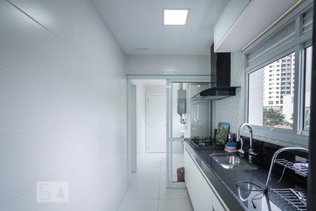Apartamento para alugar com 122m², 3 quartos e 2 vagas Apartamento para alugar com 122m², 3 quartos e 2 vagasCozinha