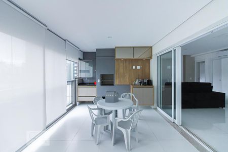 Apartamento para alugar com 122m², 3 quartos e 2 vagas Apartamento para alugar com 122m², 3 quartos e 2 vagasVaranda Gourmet