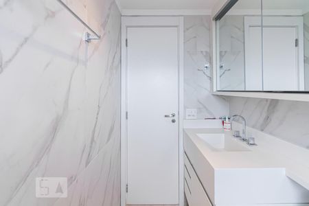 Apartamento para alugar com 122m², 3 quartos e 2 vagas Apartamento para alugar com 122m², 3 quartos e 2 vagasBanheiro da Suíte