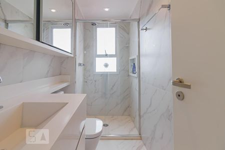 Apartamento para alugar com 122m², 3 quartos e 2 vagas Apartamento para alugar com 122m², 3 quartos e 2 vagasBanheiro da Suíte