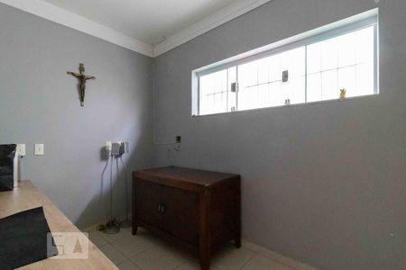 Casa à venda com 350m², 3 quartos e 2 vagasEscritório 1