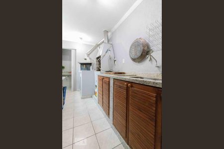 Casa à venda com 350m², 3 quartos e 2 vagasChurrasqueira - Garagem