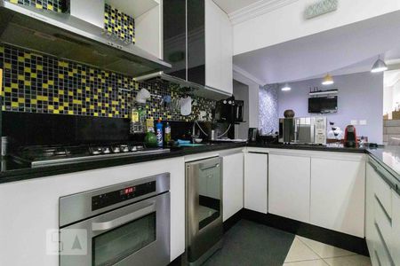 Casa à venda com 350m², 3 quartos e 2 vagasCozinha