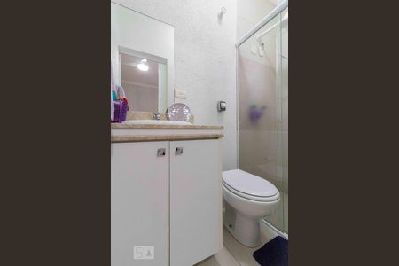 Casa à venda com 350m², 3 quartos e 2 vagasBanheiro da Suíte 3