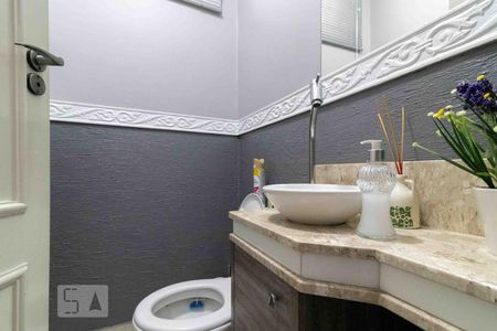 Casa à venda com 350m², 3 quartos e 2 vagasLavabo