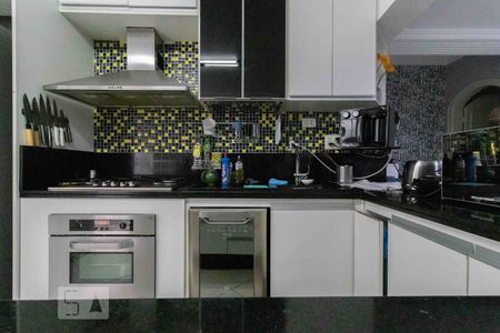 Casa à venda com 350m², 3 quartos e 2 vagasCozinha