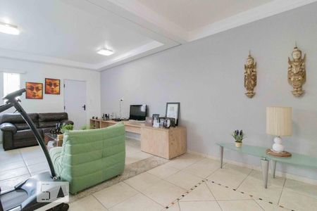 Casa à venda com 350m², 3 quartos e 2 vagasSala