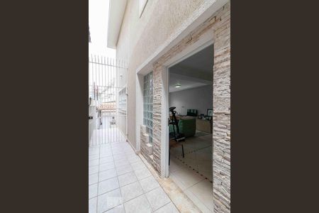 Casa à venda com 350m², 3 quartos e 2 vagasÁrea Externa - Lateral
