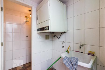 Casa à venda com 120m², 2 quartos e 1 vagaÁrea de Serviço