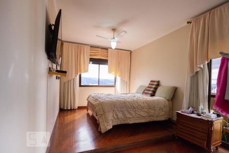 Apartamento à venda com 272m², 4 quartos e 5 vagasSuíte 4