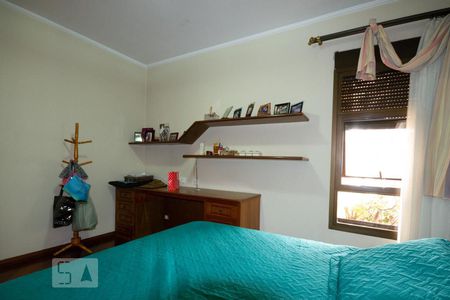 Apartamento à venda com 272m², 4 quartos e 5 vagasSuíte 2