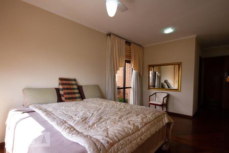 Apartamento à venda com 272m², 4 quartos e 5 vagasSuíte 4