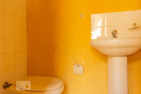 Casa para alugar com 120m², 3 quartos e 1 vaga Casa para alugar com 120m², 3 quartos e 1 vagaBanheiro 3 Externo
